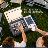Kompressor-Kühlbox mit Eiswürfelmaschine C32E, −20 bis +20 °C, 12/24V & 230V, App-Steuerung und Trolleyfunktion.